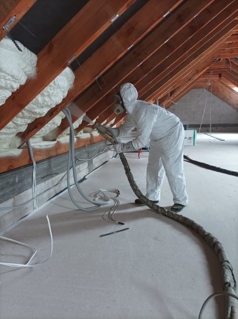 Kompleksowe ocieplenie poddasza w Warszawie